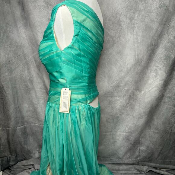 NWT Vilavi Dress Evening Gown Women Sz 12 Formal Chiffon Aqua Blue Asymmetrical - Picture 2 of 15